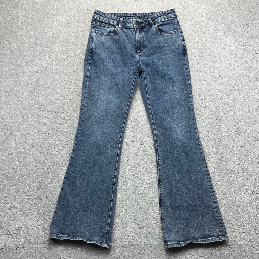 GU by Uniqlo Jeans Womens Size 2 Blue Acid Wash Flare Bootcut Stretch Denim